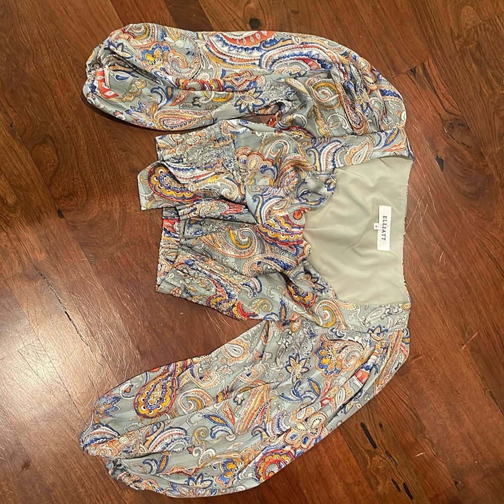 Elliat tie top